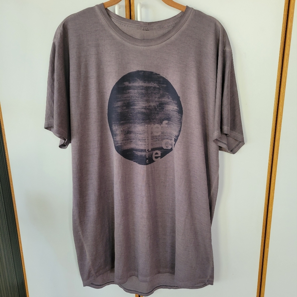 NWOT Lululemon Take the Moment Tee Lunar Rock XL